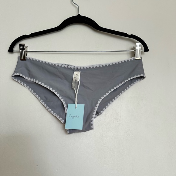 Cupshe Other - Cupshe swimsuit set